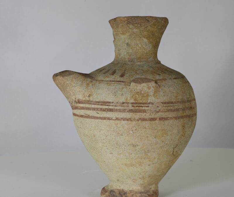 Feeding Vessel